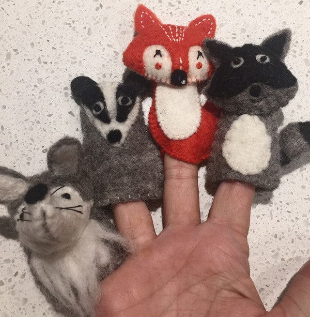 PAPOOSE Felt Finger Puppets Set of 4 -  Woodland Friends