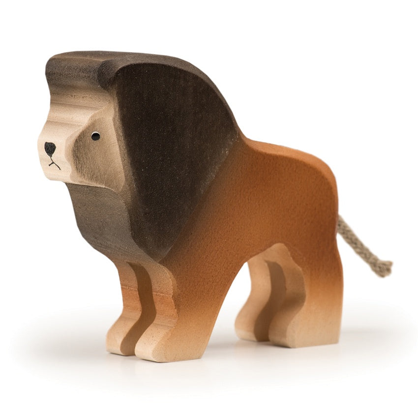 TRAUFFER - Wooden Animals - Lion Large