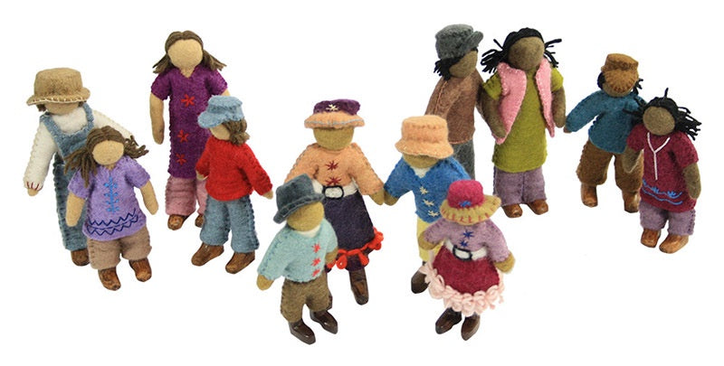 PAPOOSE Doll Families Multicultural - 12 Piece