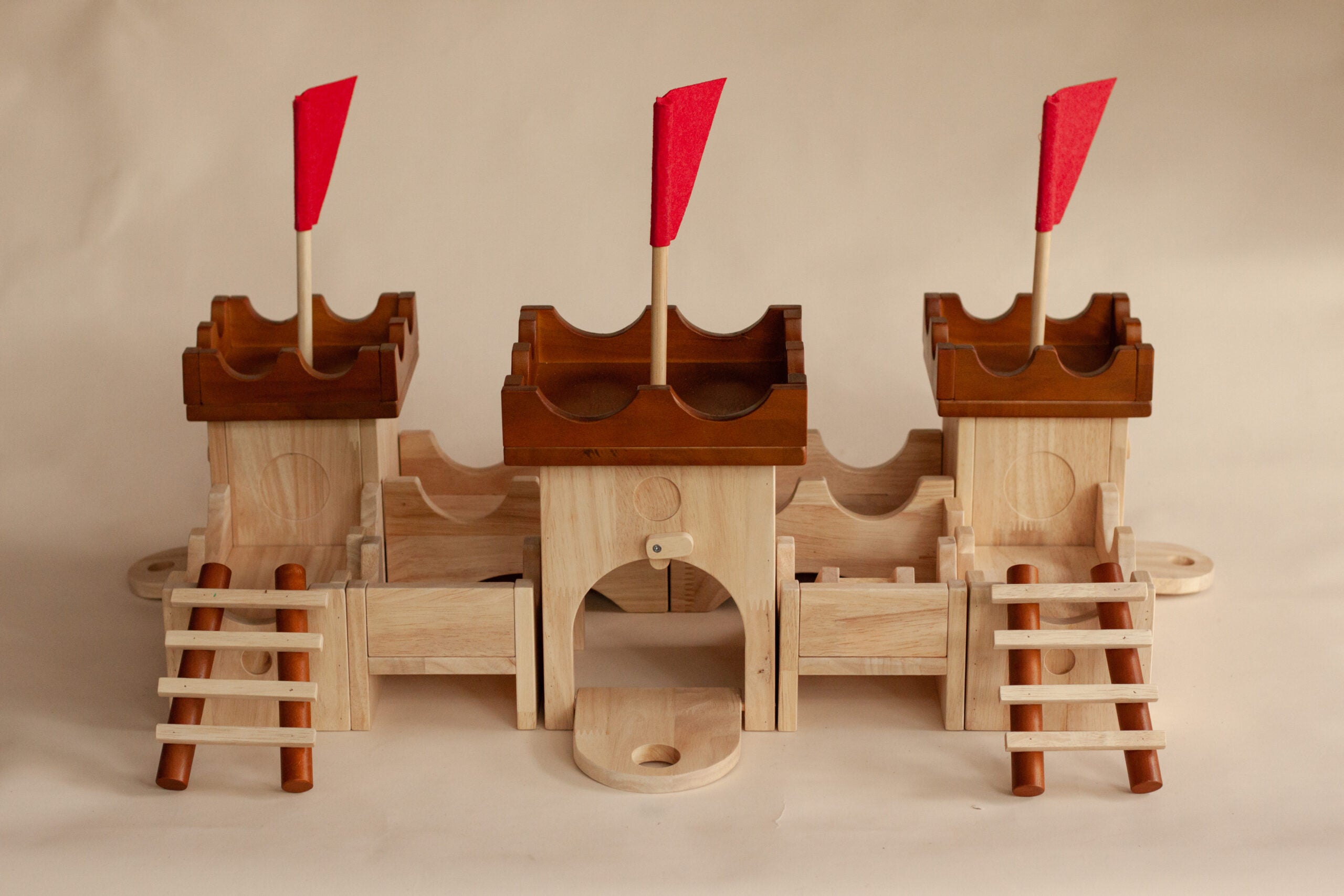 Qtoys -Medieval Castle - New Design Wooden